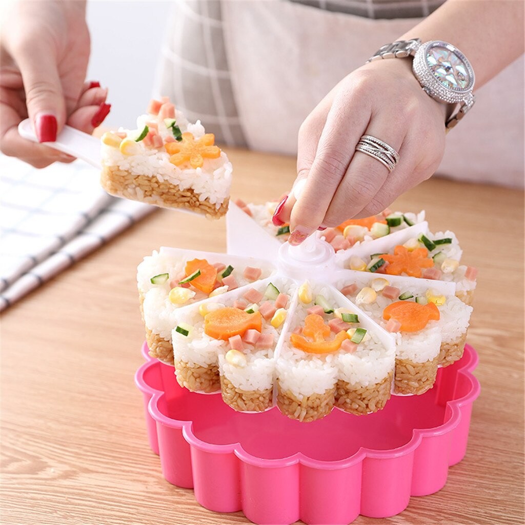 Lot De 4 Moules à Sushi Triangulaires, Pour Faire Soi-même, Pour Les Boules De Riz, Presse Alimentaire, Kit, Accessoires De Cuisine Japonaise Bento thumbnail