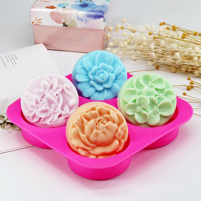Moules à Savon En Silicone 4 Modèles Différents En Forme De Fleurs, Pâtisserie Au Chocolat, Pudding à La Gelée, Artisanat à Faire Soi-même thumbnail