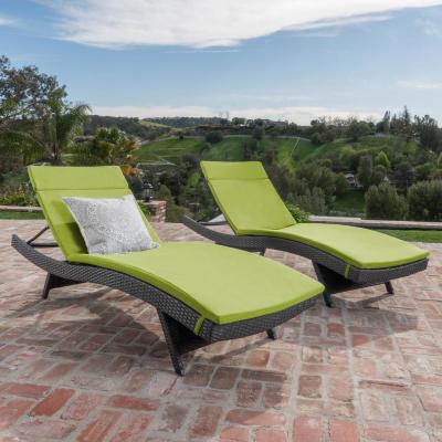 Salem Grey 4-Piece Faux Rattan Outdoor Patio Chaise Lounge with Green Cushions thumbnail