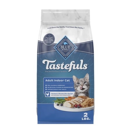 Blue Buffalo Tastefuls Chicken & Brown Rice Dry Food for Adult Indoor Cats  2lb Bag