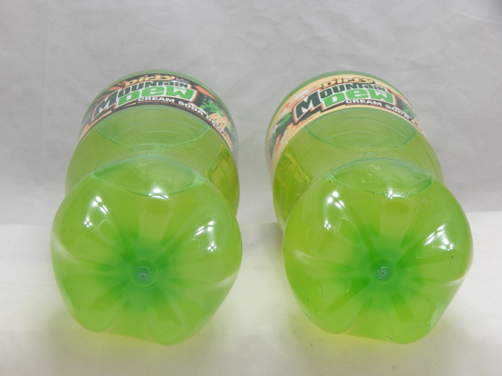 Dirty Mountain Dew Cream Soda Dew 1-Zero Sugar 1-Regular 2-20oz Bottles New MTN thumbnail