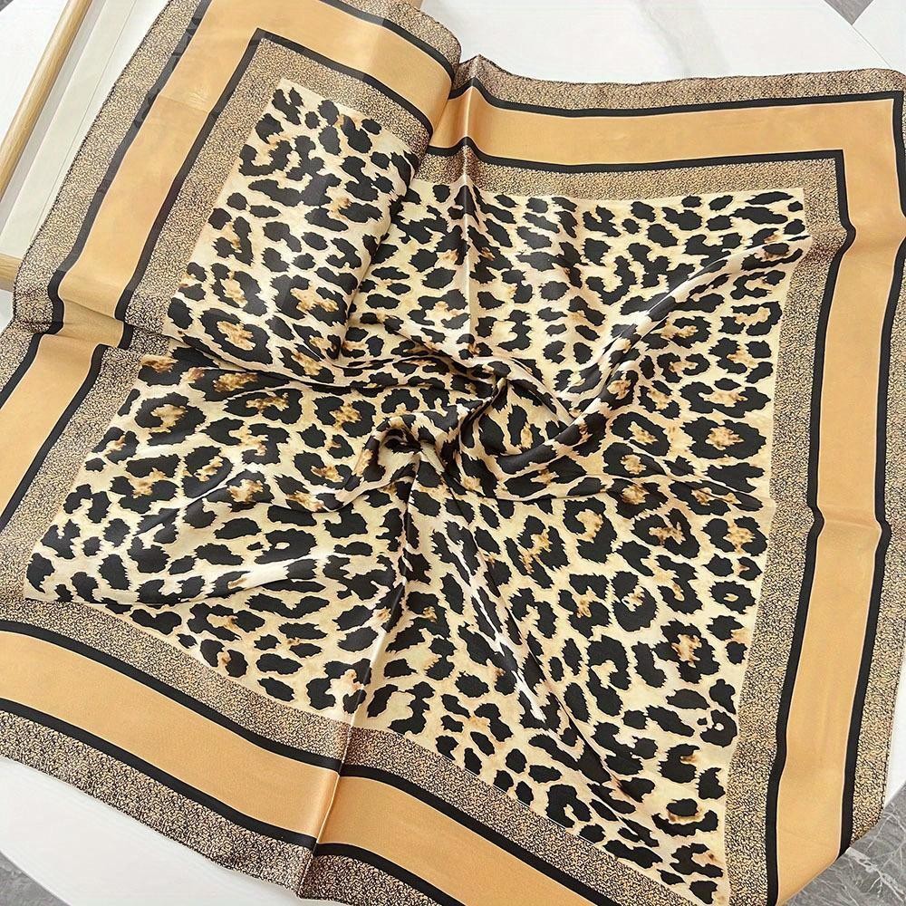 1pcs Écharpe 70cm Imprimé Léopard Pour Femmes Soie Imitation Luxueuse Foulard Polyvalent Décoration Sac Et Vêtements Écharpe Carrée
