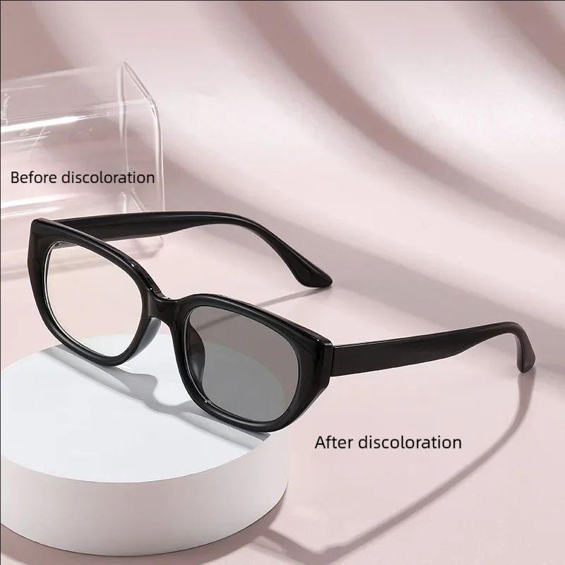 Lichtempfindlicher Farbwechselnder Spiegel Kleiner Rahmen Cat-Eye Personalisierter Look Retro-Trend Heiß Verkaufte Gesichtszeigende Brille 6051 -0.5 