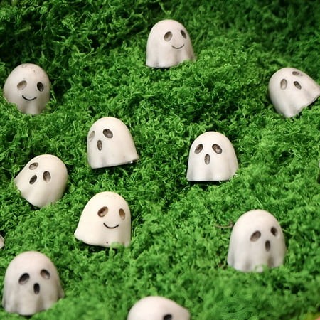 XIBUFE 2026 New 20Pcs Resin Ghost Garden Stones - Outdoor Halloween Yard & Lawn Decoration Set Spooky Ghost Figurines for Patio Garden Bonsai & Hallow