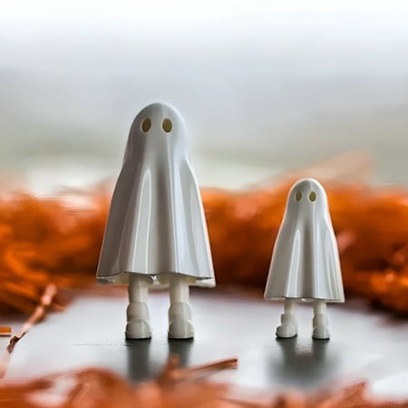 BESTSKY 2026 New Mini Ghost Printed Cute Ghost Figurine Funny Ghost Halloween Decorations Indoor Tabletop Figurine Ornament for Table Desk Shelf Windo