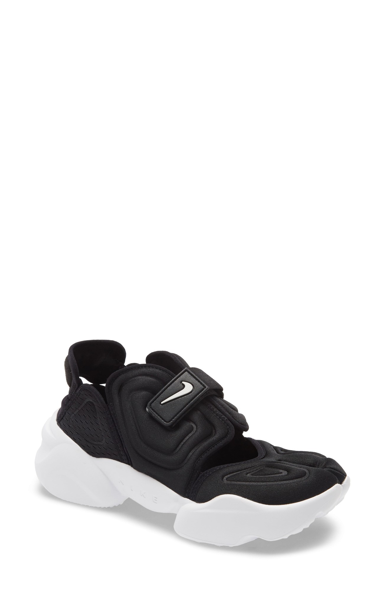 Women's Nike Aqua Rift Sneaker, Size 10 M - Black