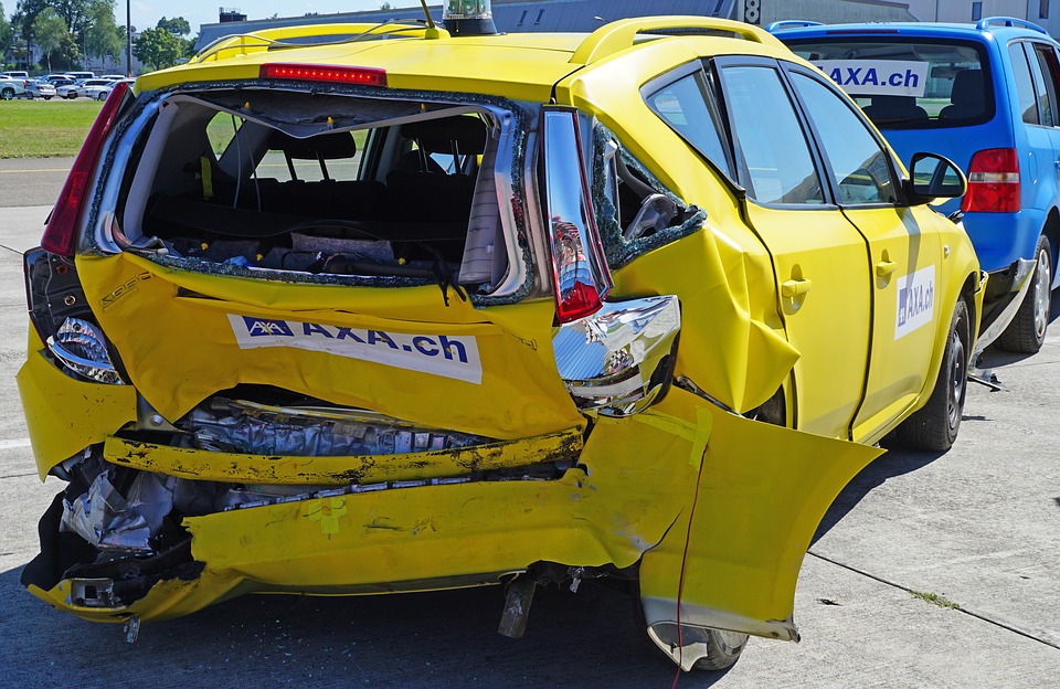 Distraction Liability 60 Km H Collision Crash Test-20 Inch by 30 Inch Laminated Poster with Bright Colors and Vivid Imagery-Fits Perfectly in Many Att