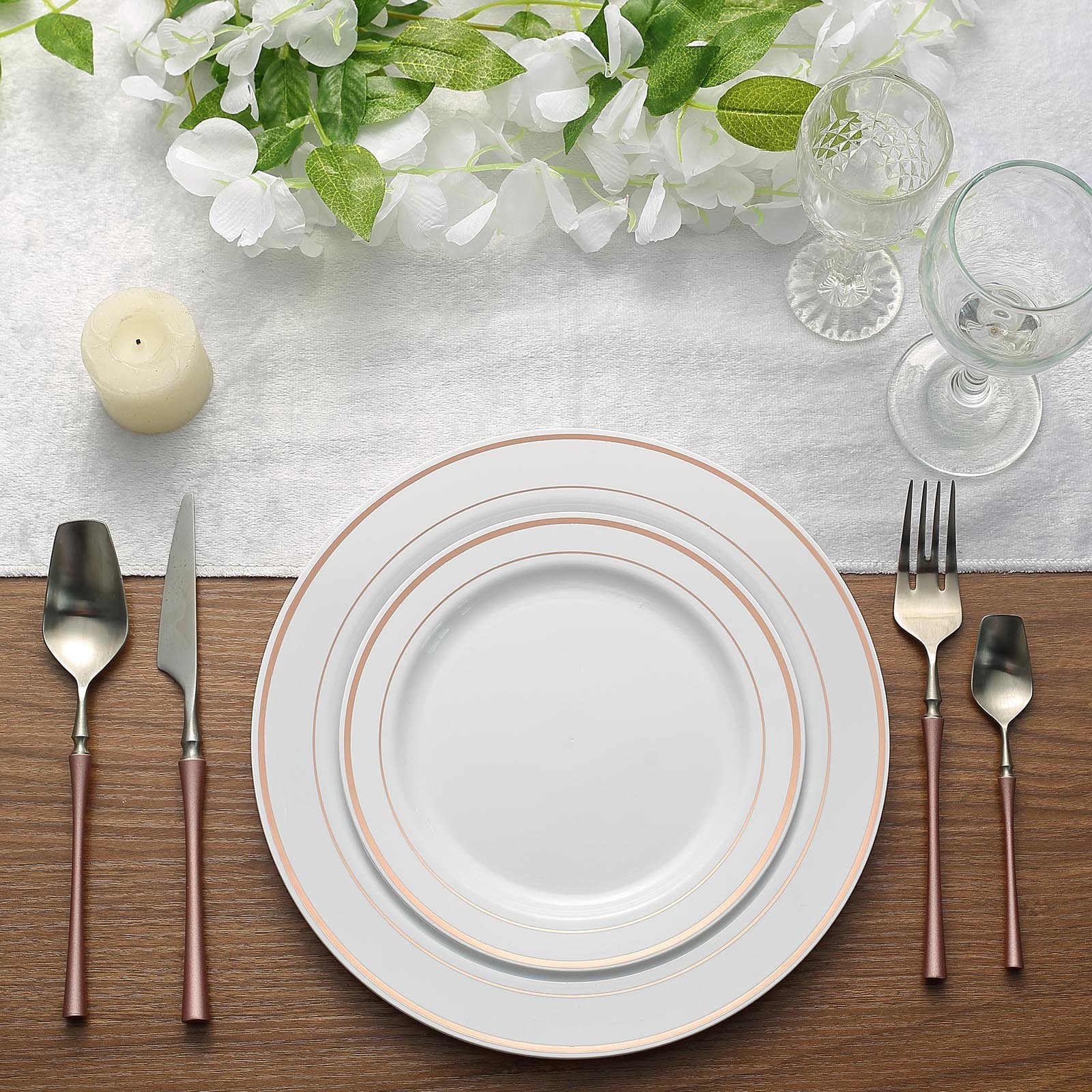 Efavormart 50 Pcs - White with Rose Gold 10.25  Round Disposable Plastic Plate for Wedding Party Banquet - Tres Chic Collection