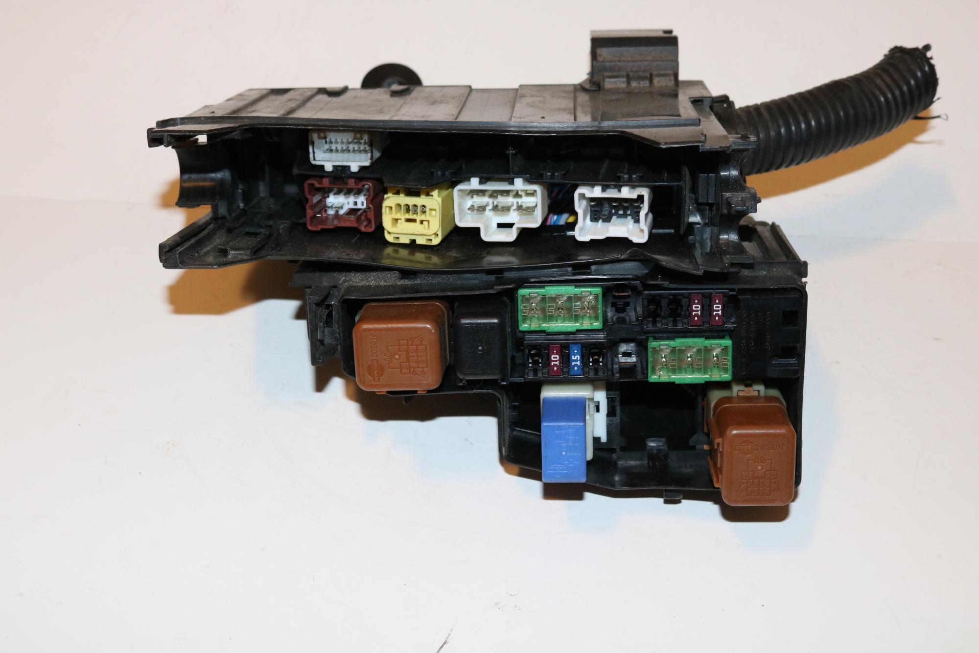 15-18 Nissan Altima 2.5L DOHC Relay Fuse Box Block Panel Warranty #4742