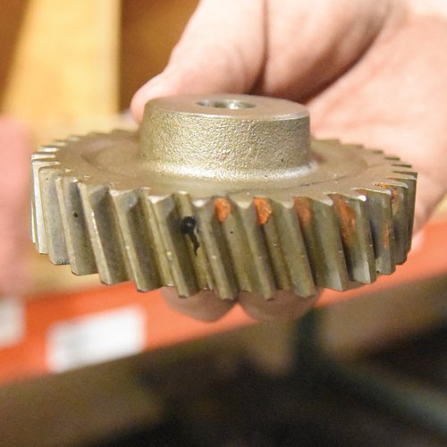 Used Engine Oil Pump Gear Fits John Deere 5210 5403 5420N 4045 5220 5320N 5205 5203 5400 5300 240 250 5500 5105 5520N 5310 5303 5200 5320 5103 260