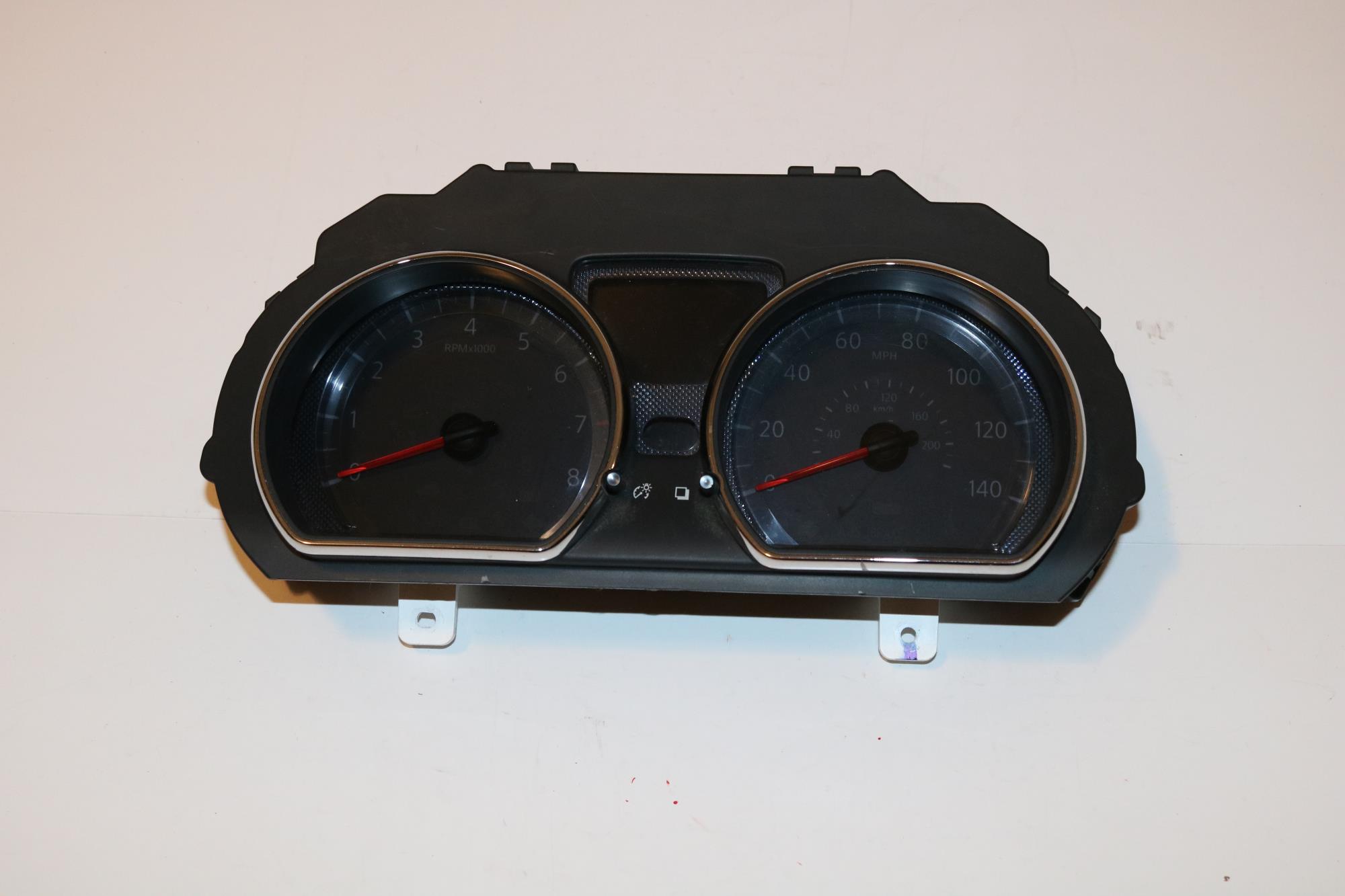 13-13 Nissan Versa Instrument Cluster Speedometer Gauge 165,389 Warranty #51082