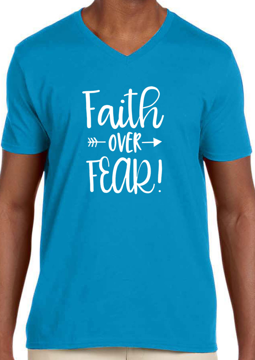 Trendy USA 1253 - Men's V-Neck T-Shirt Faith Over Fear Script 3XL Sapphire