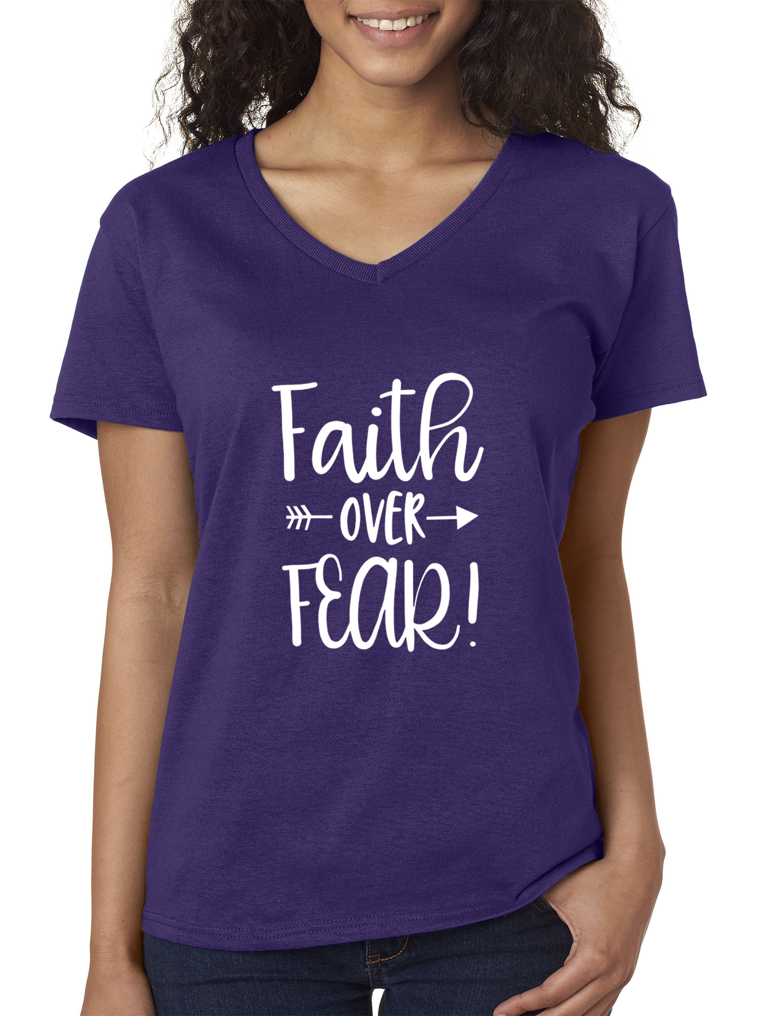 Trendy USA 1253 - Women's V-Neck T-Shirt Faith Over Fear Script 2XL Purple