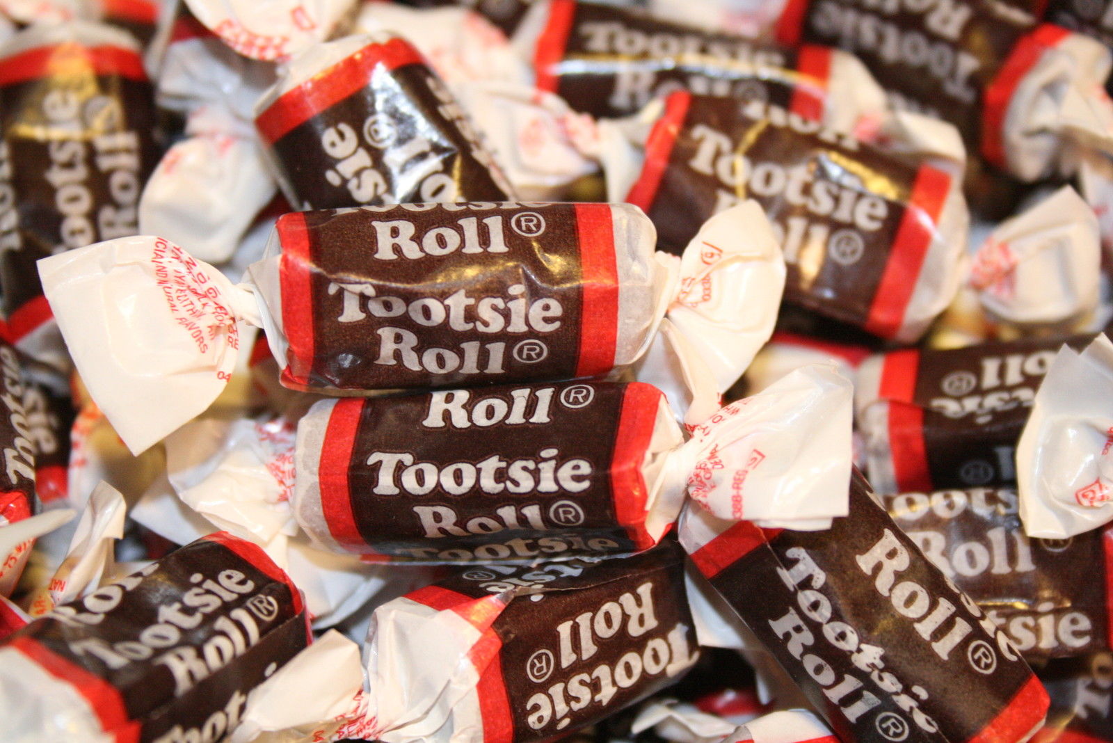 BAYSIDE CANDY TOOTSIE ROLL MIDGEES - BITE SIZE CHEWY CANDY Old Fashioned Candies  2LBS
