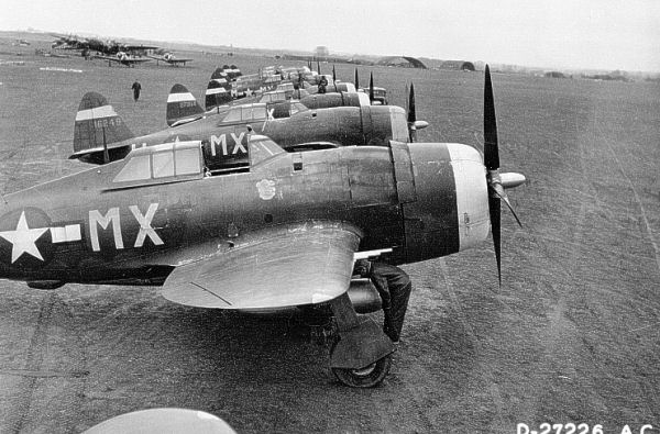 LAMINATED POSTER P-47C-2-RE Thunderbolts of the 82d Fighter Squadron. 78th Fighter Group. Serial No. 42-6249 (2nd Fro Poster Print 20 X 30