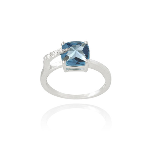 Glitzy Rocks Silver 3 1/3ct TGW London Blue Topaz and Diamond Ring