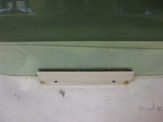 (Pre-Owned Original Part) REAR DRIVER DOOR GLASS 01 02 03 04 05 06 07 08 Volvo S60 Sedan Exclude Laminated
