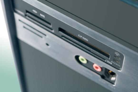 Fujitsu MultiCard Reader 27,90cm (11) 1 - Kartenleser - USB 2.0 - Fr Celsius W360, ESPRIMO E3500, E3510, E5720, E5915, E5916, E5925, P3500, P3510, P56