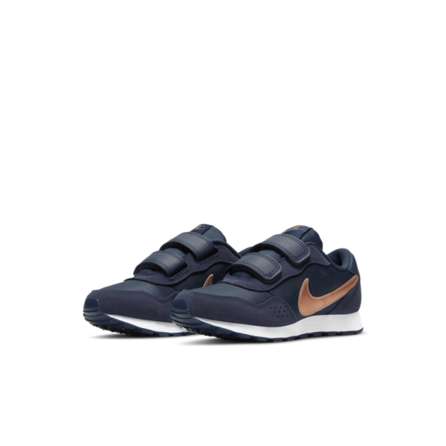 Nike  MD VALIANT PS  Girls's Children's Shoes (Trainers) in Blue. Sizes Available:10.5 Kid,12 Kid,12.5 Kid,13.5 Kid,1 Kid,2 Kid,2.5 Kid,10 Kid,11 Kid, thumbnail