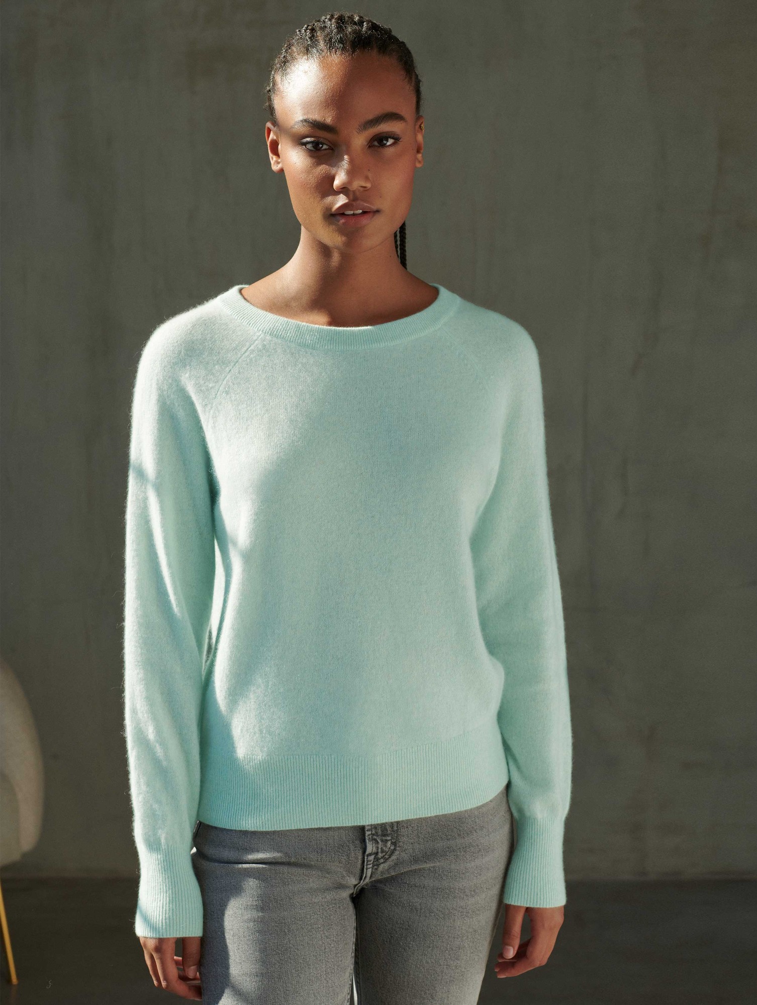 White + Warren Essential Cashmere Sweatshirt in Bright Mint Size Large