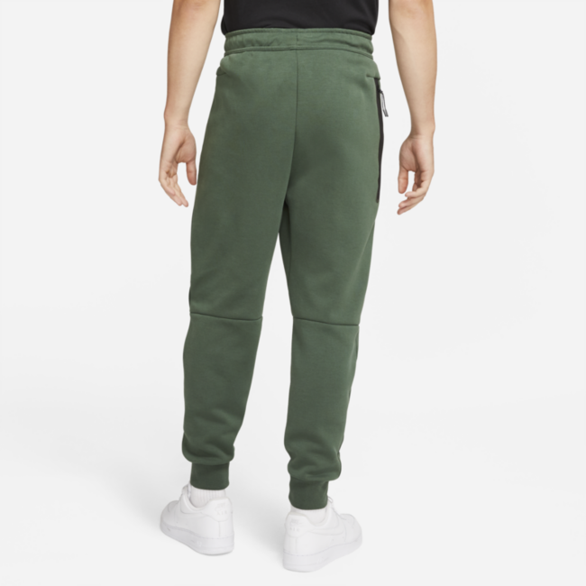 Nike Tech Fleece Jogger Cuffed - Men Pants - Volt - 65% Polyester, 35% Cotton - Size XXL - Foot Locker thumbnail