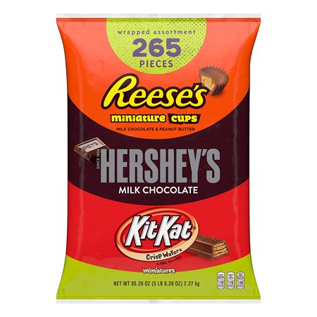 Hershey's, Kit Kat, & Reese's Bulk Halloween Chocolate Candy Variety Pack, 5 Pounds, Fun Size, 265 Pieces