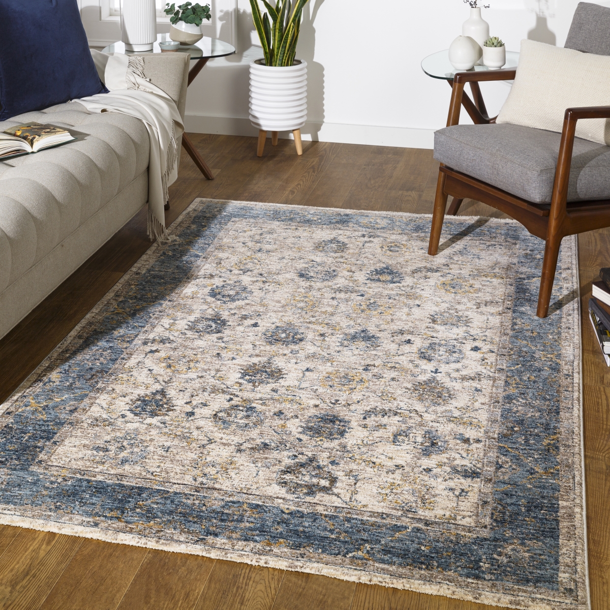 Mirabel MBE-2313 Machine Crafted Area Rug