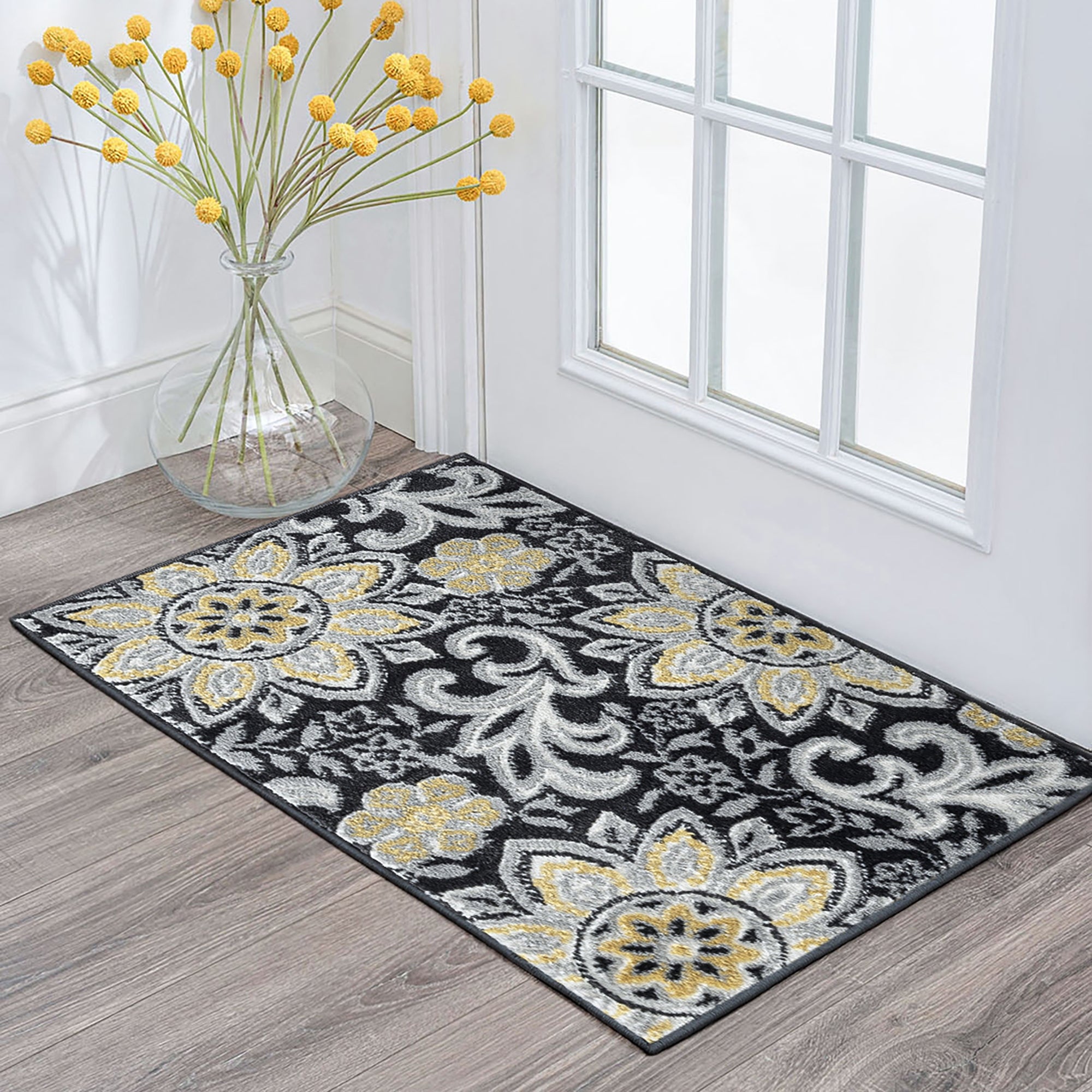Wyman Bohemian & Eclectic Floral Indoor Area Rug