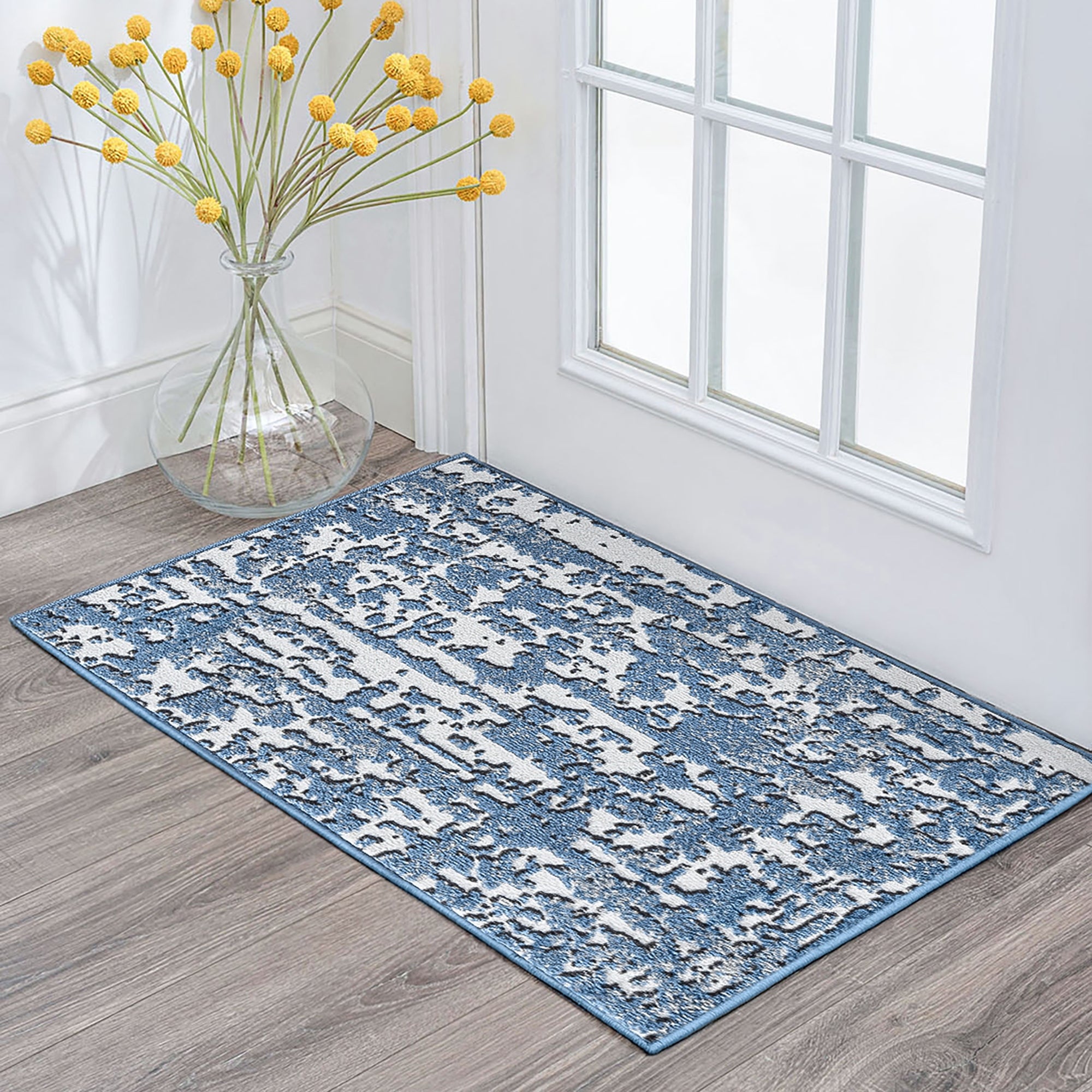 Alise Rugs Wyman Modern & Contemporary Abstract Indoor Area Rug Blue/White 2  X 3  2  X 3  Accent  Indoor Entryway  Bathroom  Dining Room