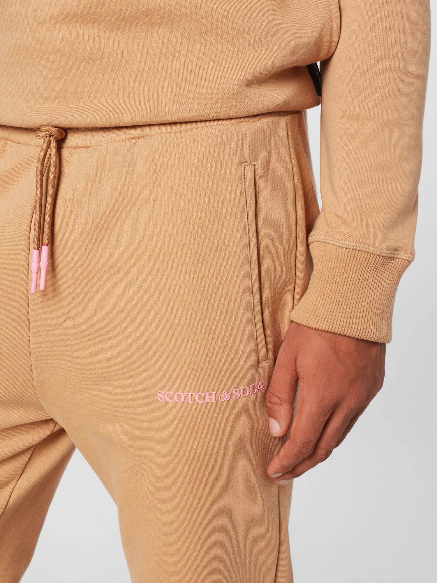 Scotch & Soda Men's Organic Cotton Sweatpants in 4542-Graceland Sand at Nordstrom, Size X-Large thumbnail