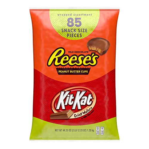REESE S and KIT KAT® Milk Chocolate Assortment Snack Size Candy  Halloween  44.23 Oz Bulk Variety Bag 85 Pieces (1 PACK)