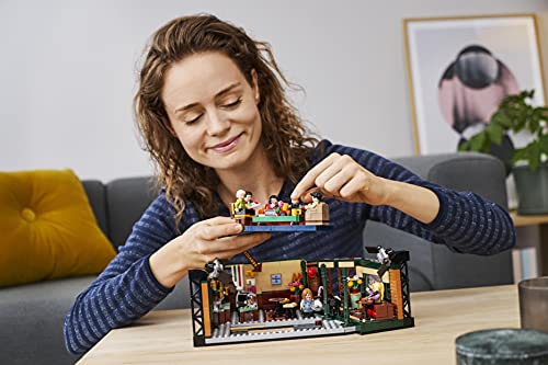 LEGOÂ 21319Â IdeasÂ CentralÂ PerkÂ FriendsÂ TVÂ ShowÂ SeriesÂ withÂ IconicÂ CafeÂ StudioÂ andÂ 7Â MinifiguresÂ 25thÂ thumbnail