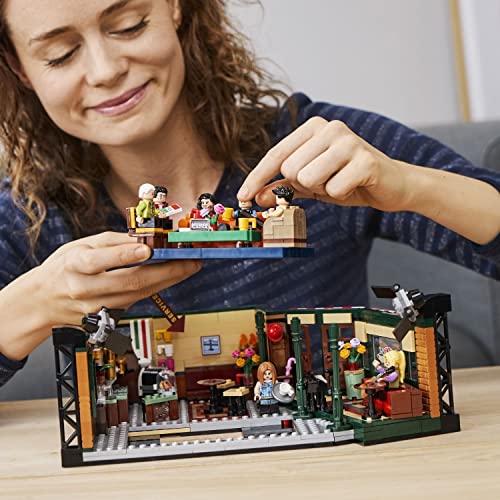 LEGOÂ 21319Â IdeasÂ CentralÂ PerkÂ FriendsÂ TVÂ ShowÂ SeriesÂ withÂ IconicÂ CafeÂ StudioÂ andÂ 7Â MinifiguresÂ 25thÂ thumbnail