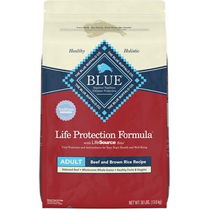 Blue Buffalo Life Protection Formula Adult Dry Dog Food  Beef & Brown Rice  30lb Bag