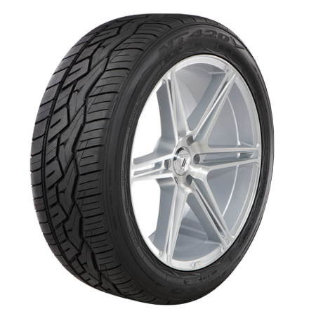 4 New Nitto NT420V All-Season Tires - 295/45R20 114V Fits: 2018-20 Dodge Durango SRT