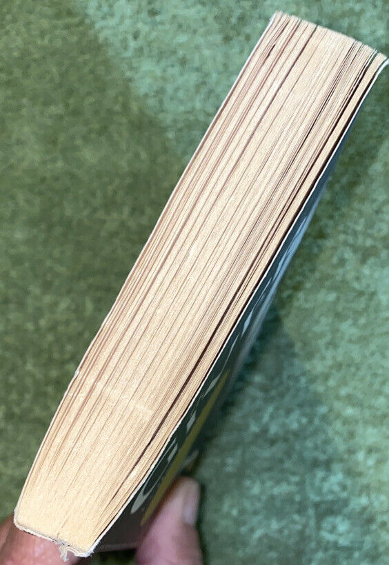 The Giver by Lois Lowry (PB, 2002) thumbnail