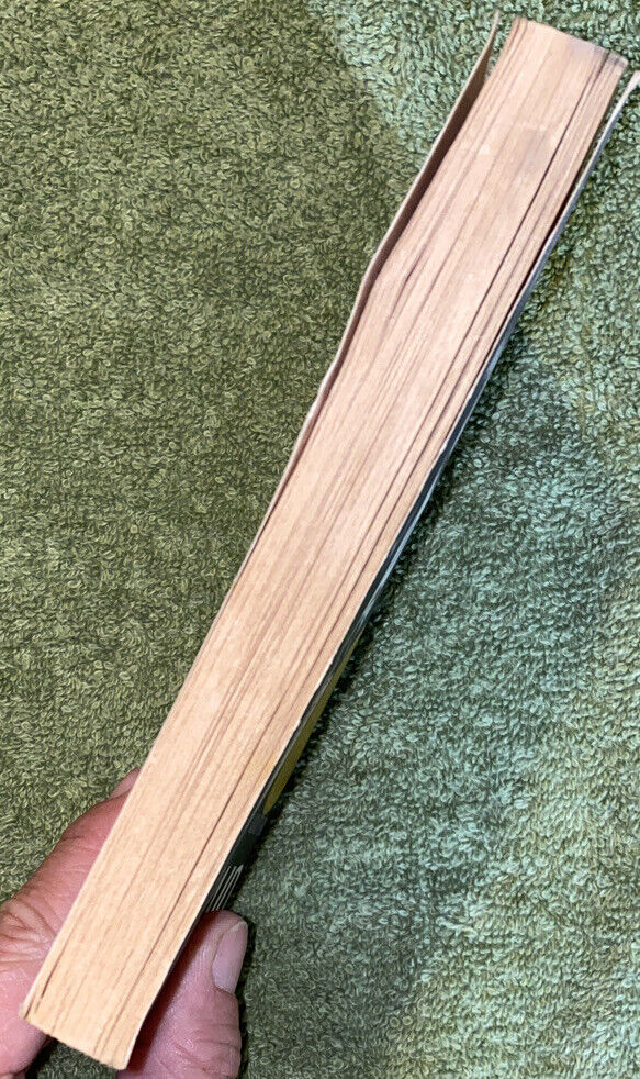 The Giver by Lois Lowry (PB, 2002) thumbnail
