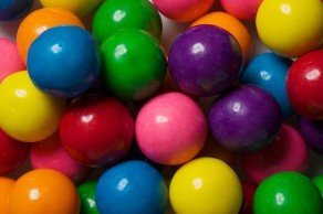 Benevelo Gifts US Gumball Sweets - Classic Bubble Gum - Kosher & Gluten-Free American Candy for Any Occasion! - Assorted Mix - 500g Bag thumbnail