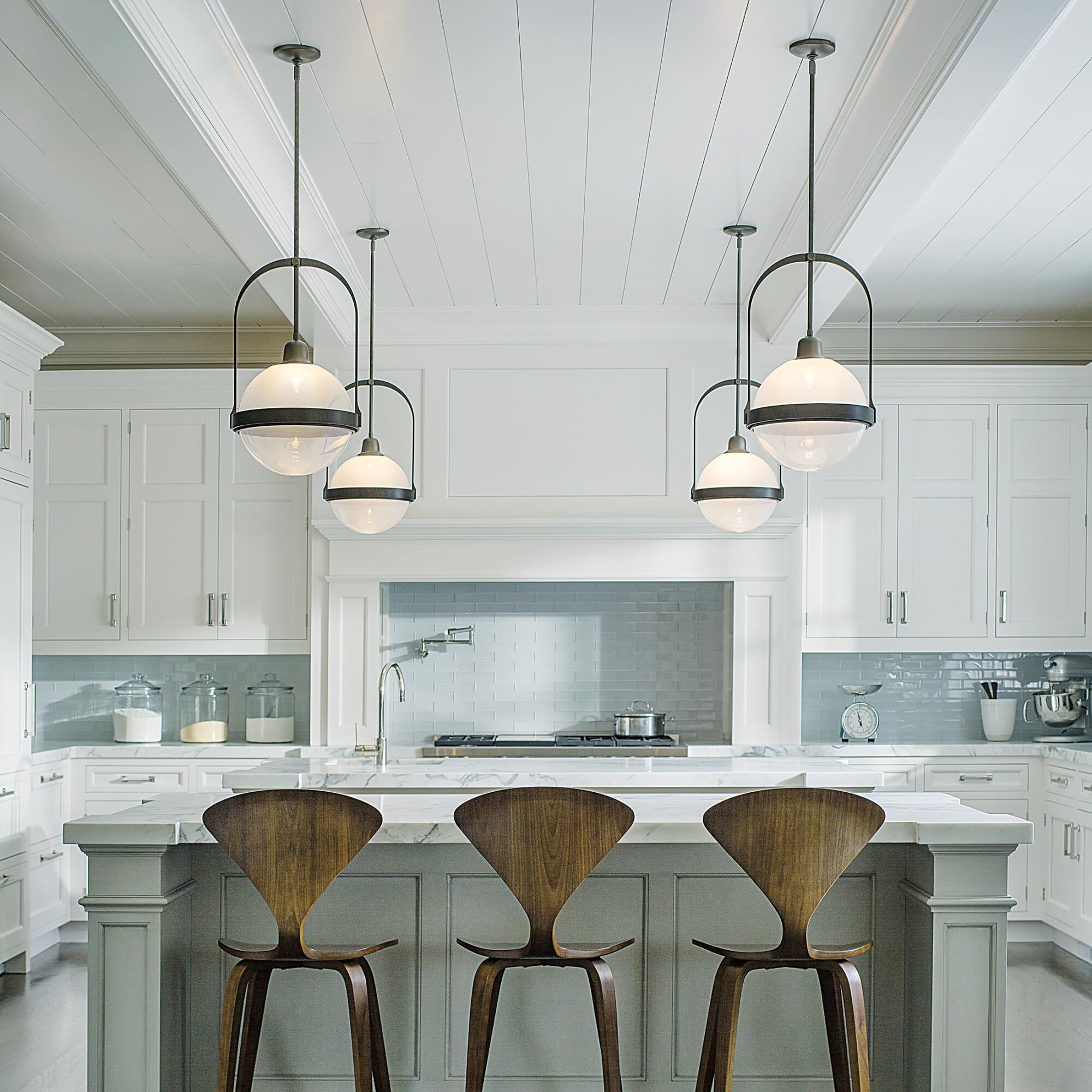 Hubbardton Forge Atlas 13 Inch Large Pendant Atlas - 187460-1136 - Traditional