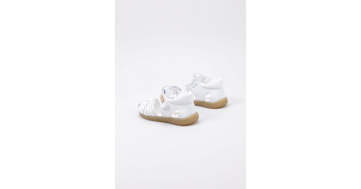 Pablosky  TOMETTE  Boys's Children's Sandals in White thumbnail