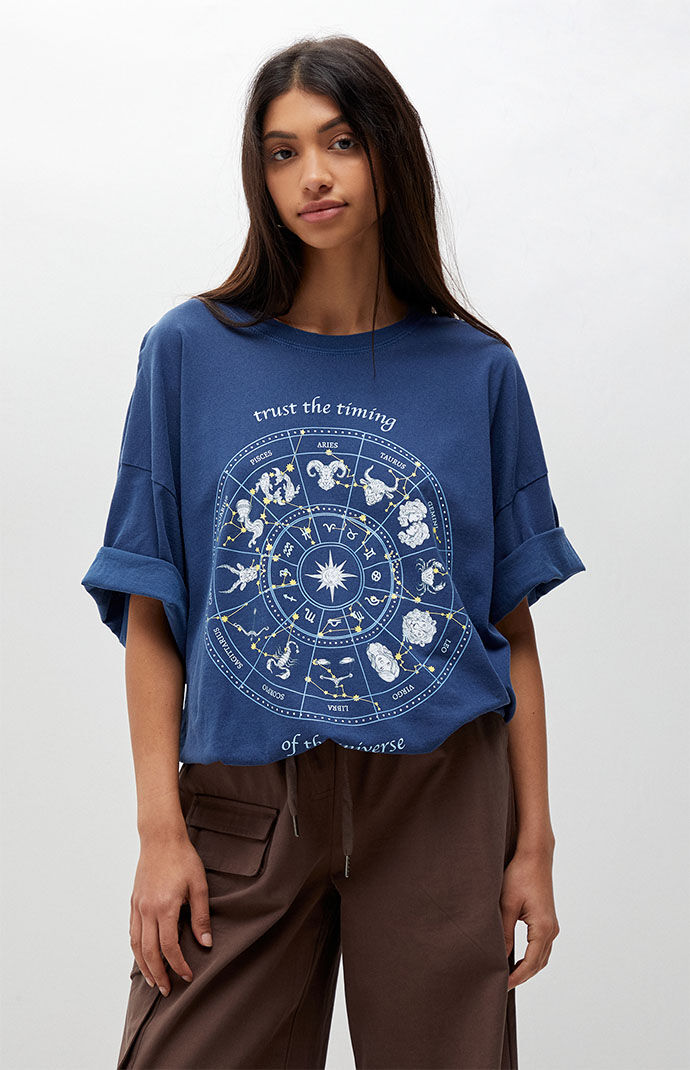 Golden Hour Womens Trust the Timing Oversized T-Shirt - Blue