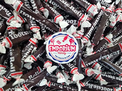 Tootsie Roll Long Twists - 2 Lbs of Extra Long Fresh Delicious Tootsie Roll Midgees Bulk Candy with Refrigerator Magnet