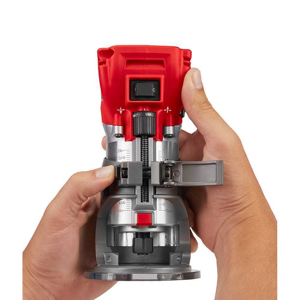 Milwaukee 2723-20 M18 FUEL Cordless Compact Router + (2) 5.0 Ah Batteries thumbnail