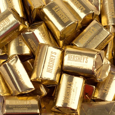 Hershey Nuggets Assortment Mini Candy Bars – Individually Wrapped Candy Bars (Milk Chocolate with Almond  3 Lb)