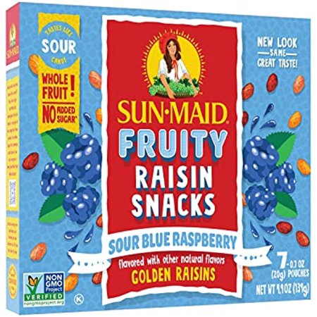 Sun-Maid Blue Raspberry Sour Raisin Snacks  0.7 Oz  7 Ct (1)