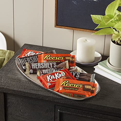 HERSHEY'S, KIT KAT and REESE'S Milk Chocolate Assortment Candy Bars, Individually Wrapped, 45 Oz Bulk Value Pack (30 Piece) thumbnail