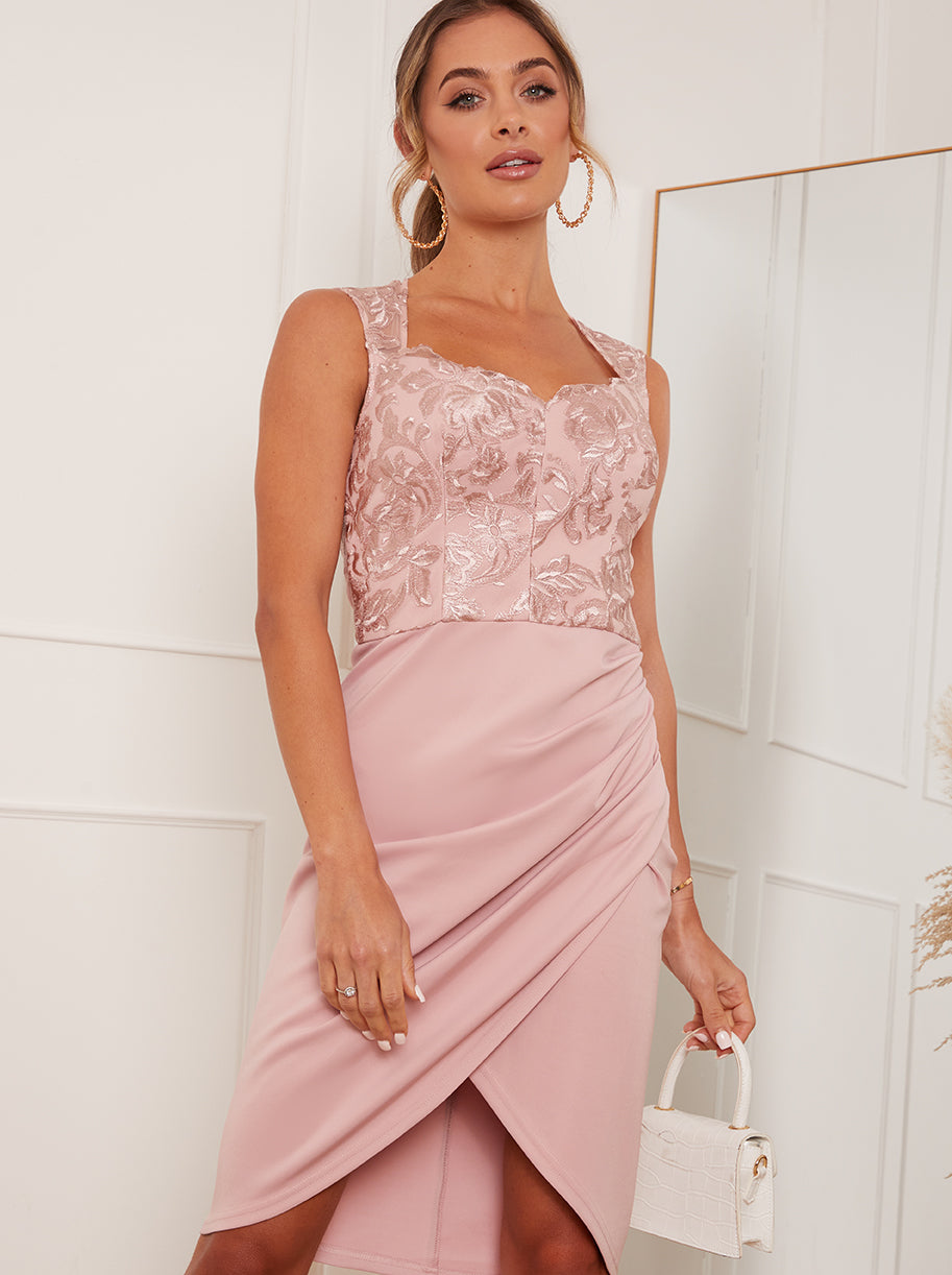 Chi Chi Sleeveless Embroidered MIDI Dress in Pink, Size 16