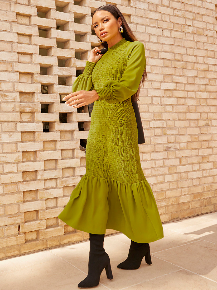 Chi Chi Long Sleeve Shirred Maxi Dress in Green, Size 16