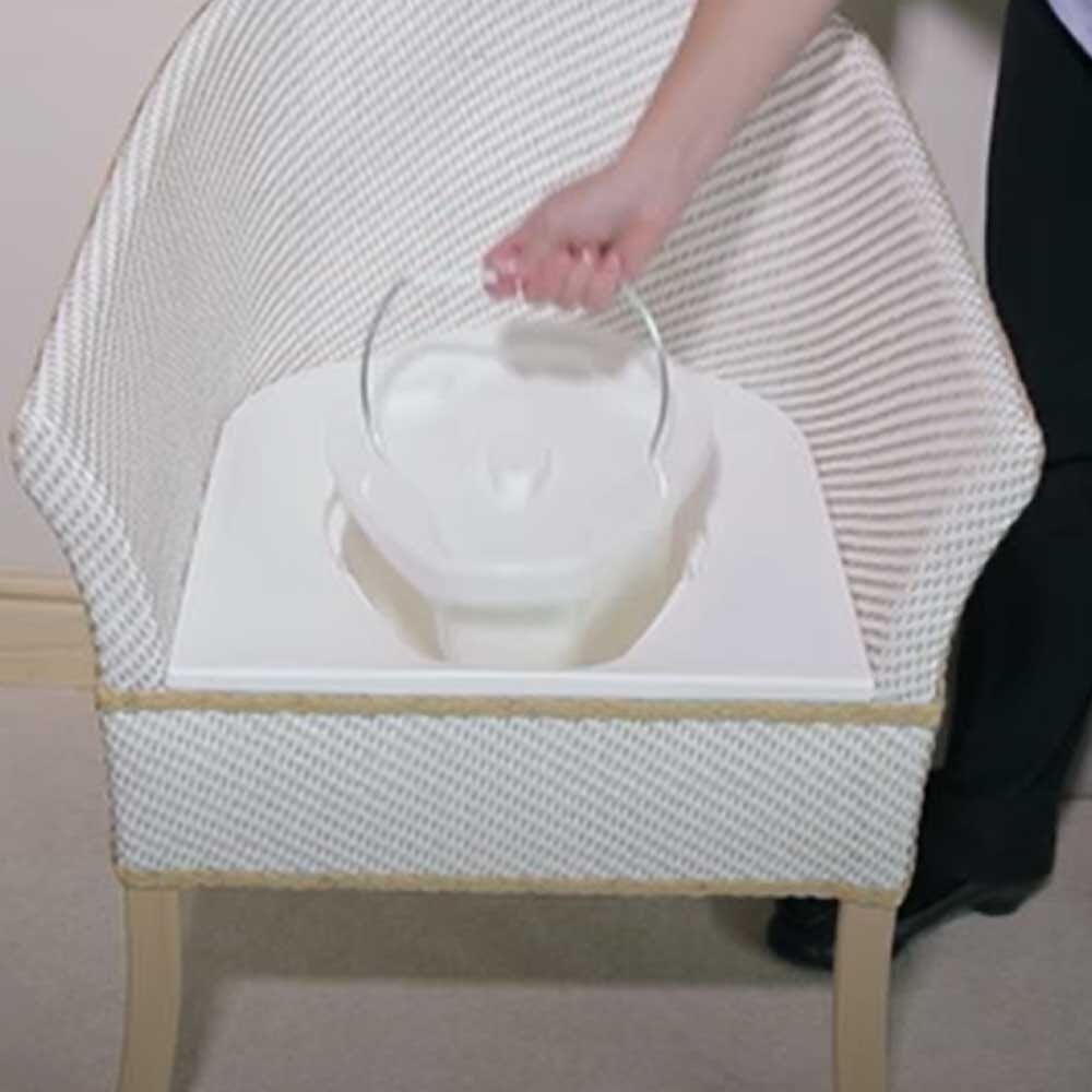 Gordon Ellis Ashby Commode Pan & Lid thumbnail