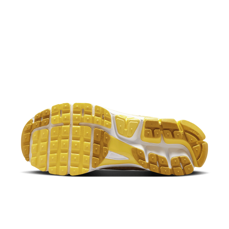 Nike Zoom Vomero 5 Yellow Ochre - UK 9 thumbnail